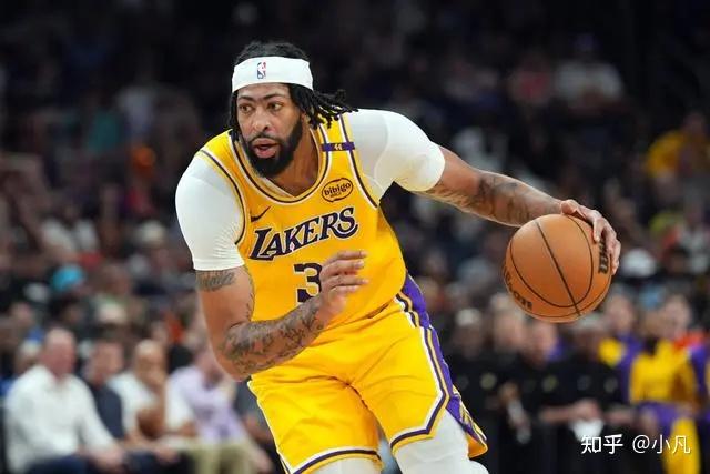 赵继伟13+7辽宁险胜天津 浙江6人上双胜上海